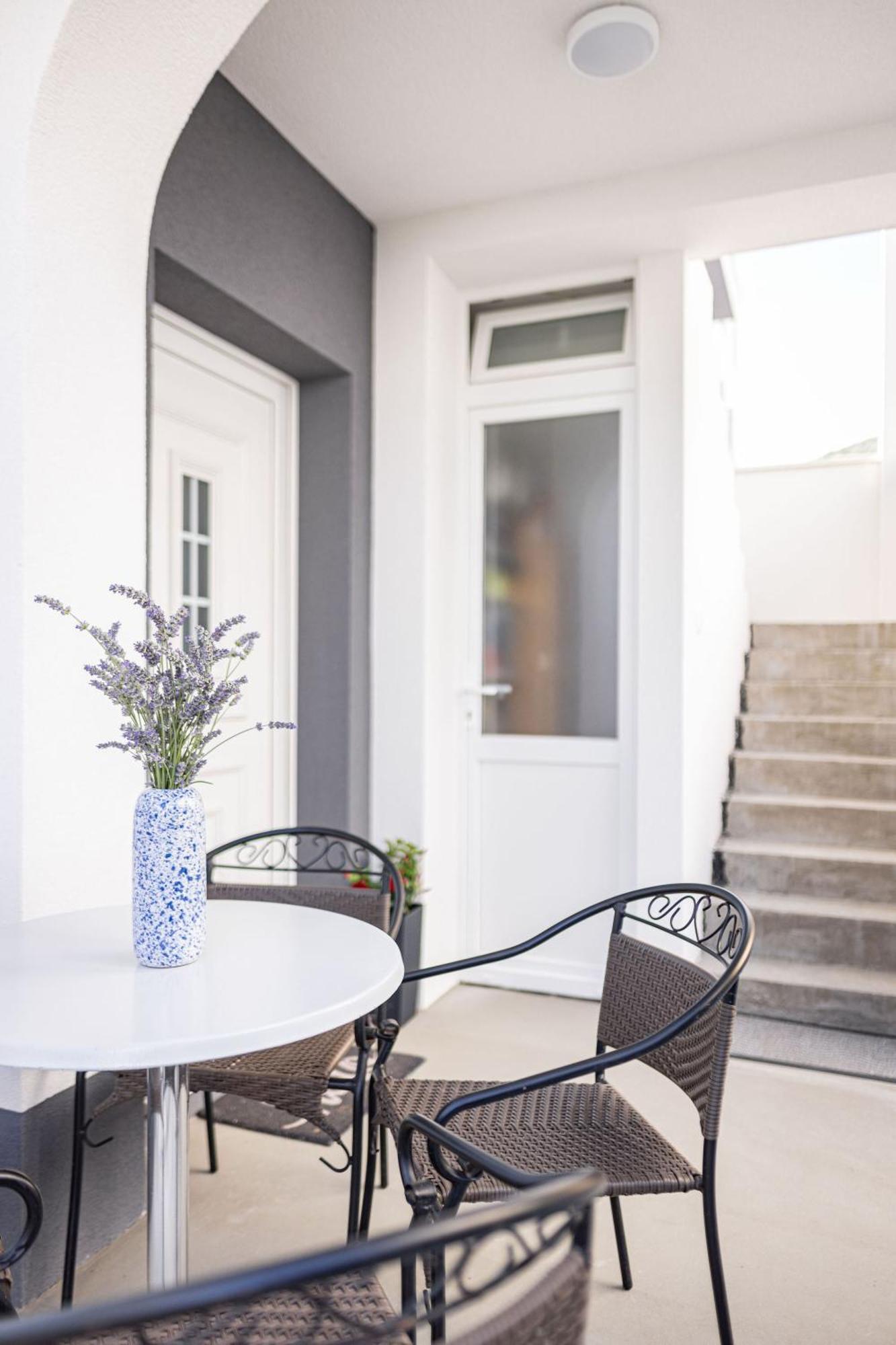 Apartments Veronika Trogir Exterior foto